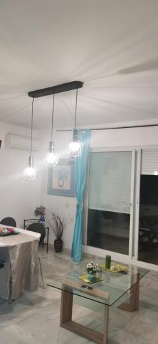 Apartamento con wifi, mascotas bienvenidas Benidorm Bagian luar foto